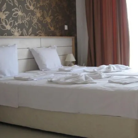 فندق Costa Bulgara Mediterranean Club 3*