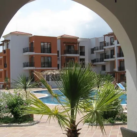 Costa Bulgara Mediterranean Club سوزوبول